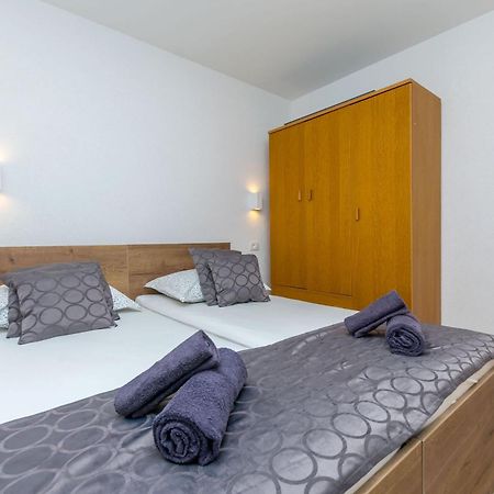 Apartments Mladen Дуче Экстерьер фото