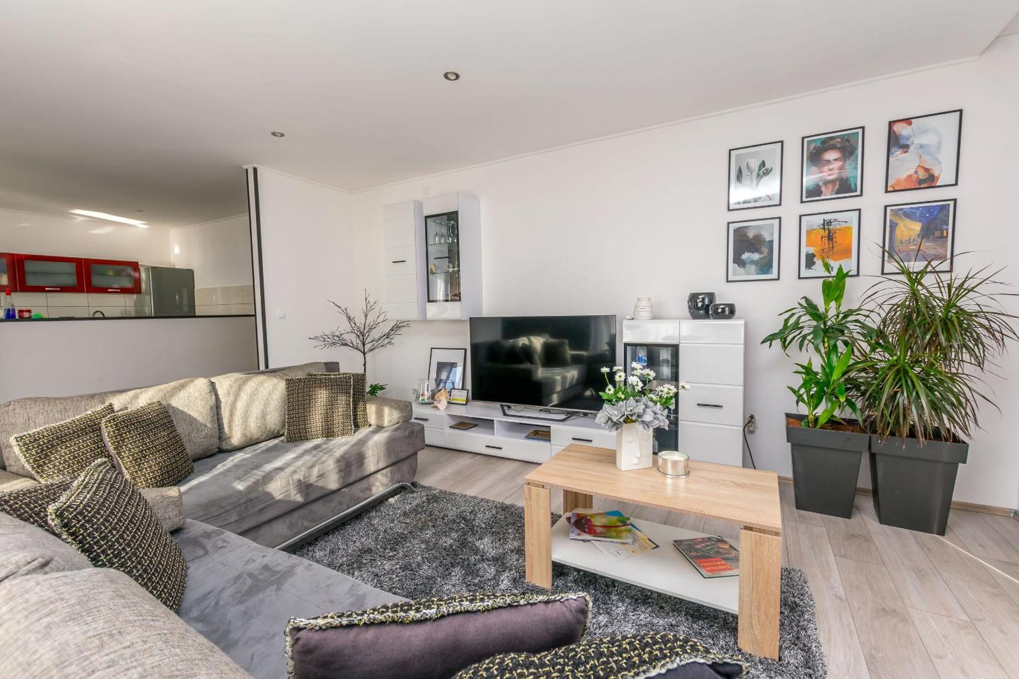 Apartments Mladen Дуче Экстерьер фото